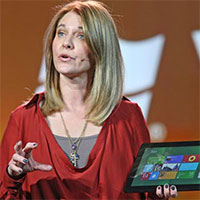 Тами Реллер - финансовый директор Microsoft